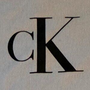 Calvin Klein -Crop top